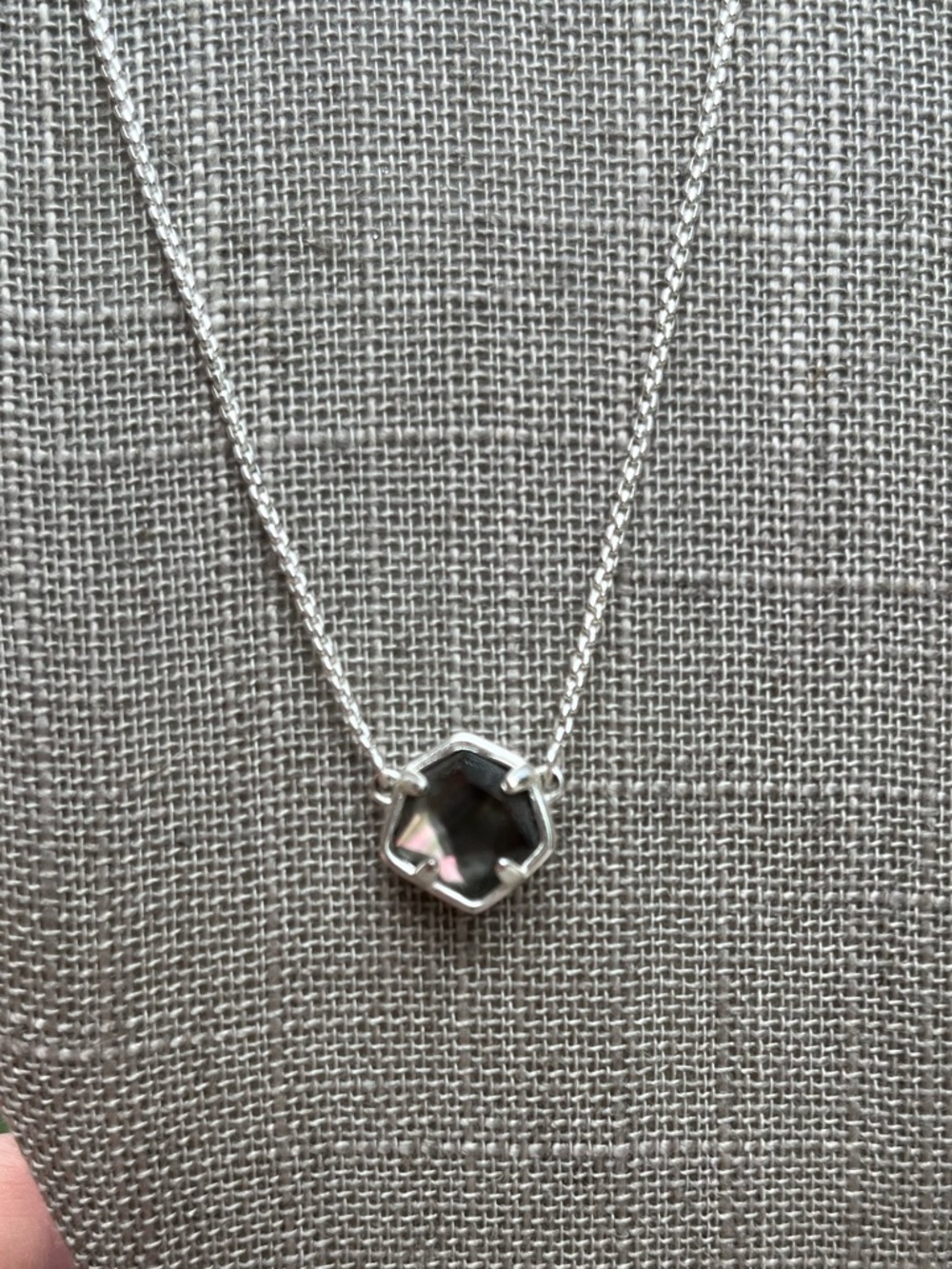 Kendra Scott Iridescent Black Shell Hexagon Necklace and Studs - Picture 3 of 5